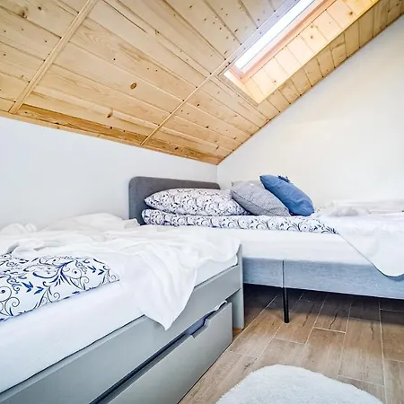 Goscinne Malinowka Rum i privatbostad *