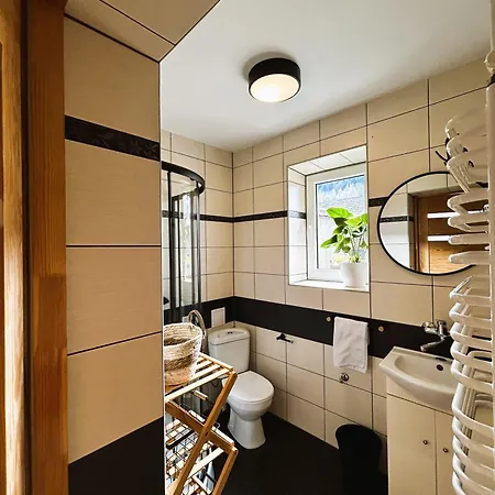 Goscinne Malinowka Rum i privatbostad *