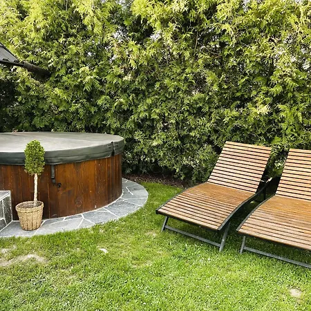 Goscinne Malinowka Rum i privatbostad